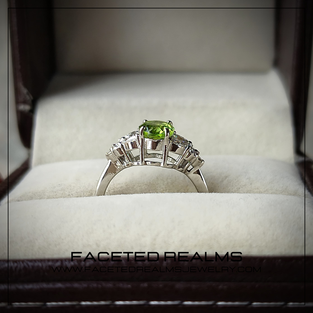 Natural Olivine Peridot Gemstone Ring for Women 925 Sterling Silver