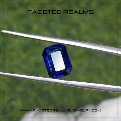 2.75 Carats Octagon Royal Blue Kyanite Gemstone High Quality