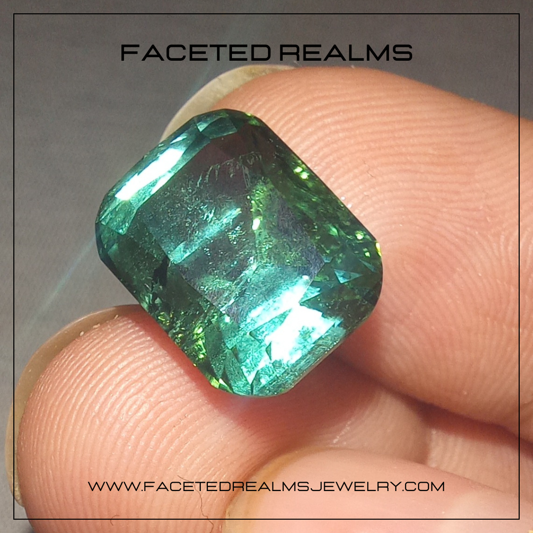 8.6 Carats Bicolor Dichroic Lagoon Blue-Green Tourmaline Gemstone